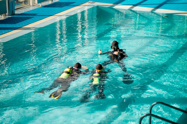 Pool Dives - Coral Latvija - Diving Courses